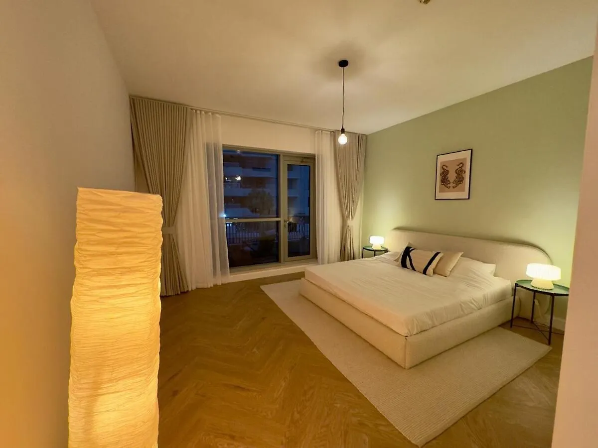 Burj Khalifaview Luxury 1-Bedroom Apartment Dubai