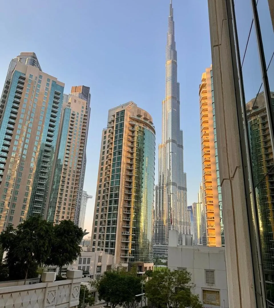 Burj Khalifaview Luxury 1-Bedroom Apartment Dubai
