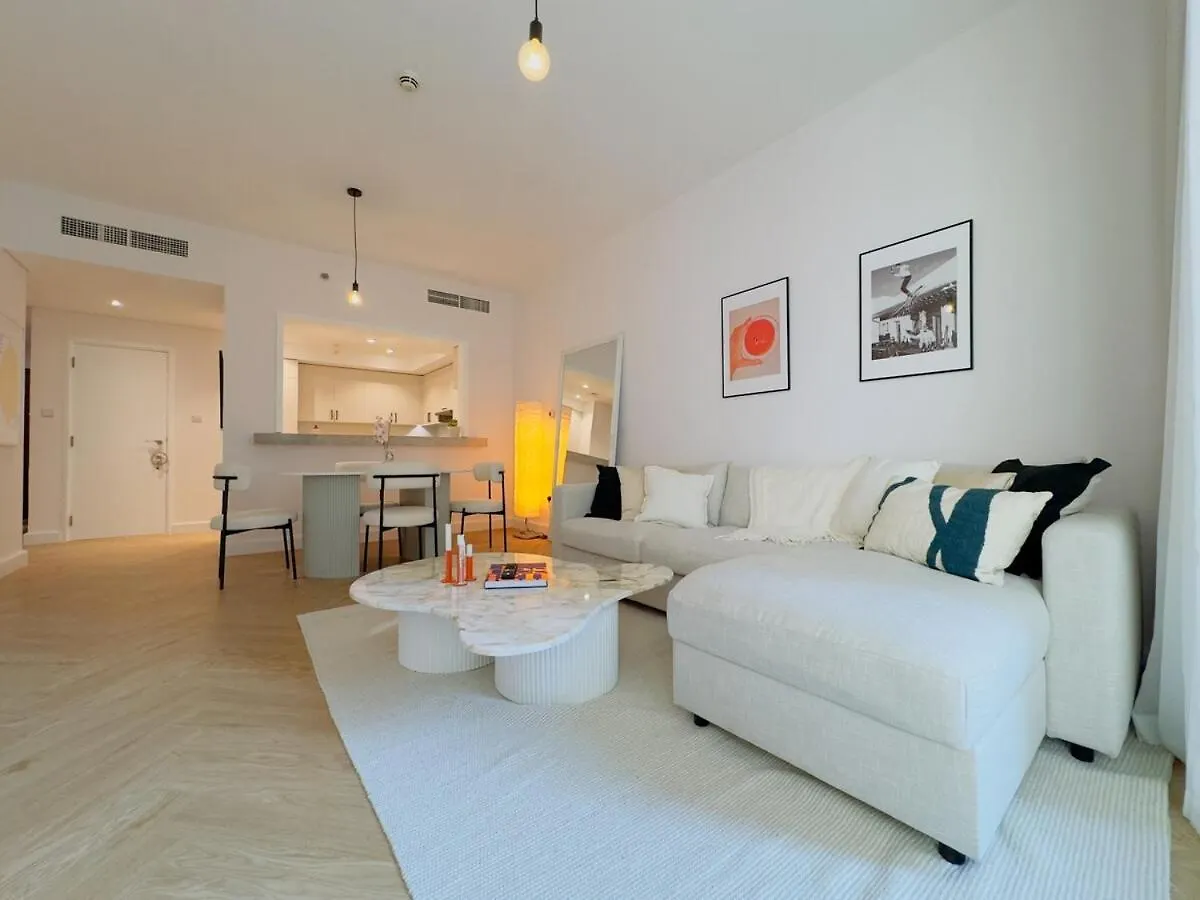 Burj Khalifaview Luxury 1-Bedroom Apartment Dubai